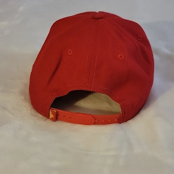 DC Comic Originals Wonder Woman Snapback - Picture 2 of 5